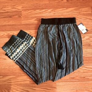 NWT Lightweight Pants 👖